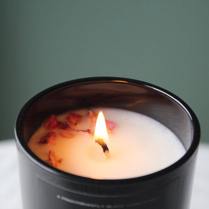 AN OPULENCE CANDLE