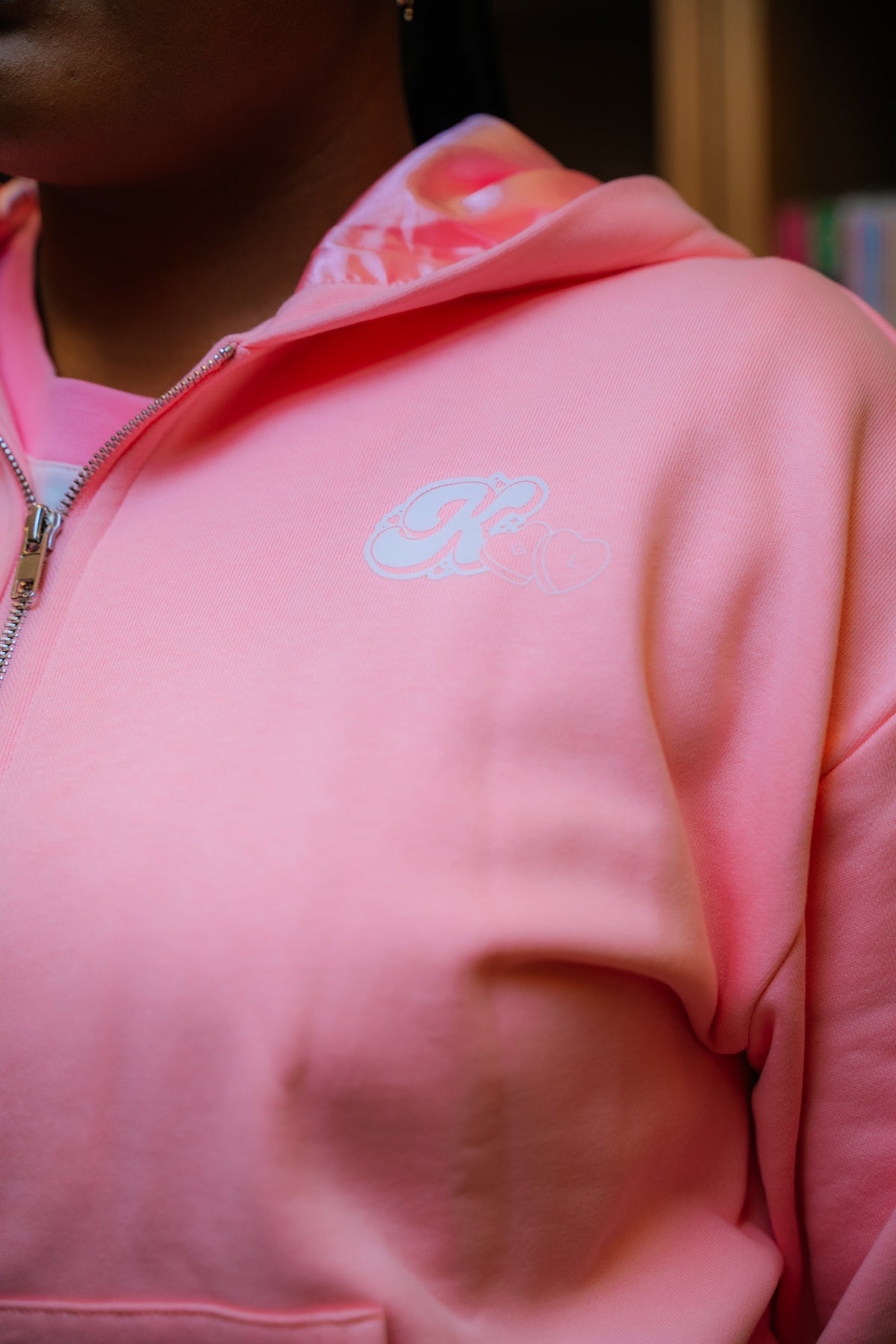 Hoodie | Girls Love - PK/WH