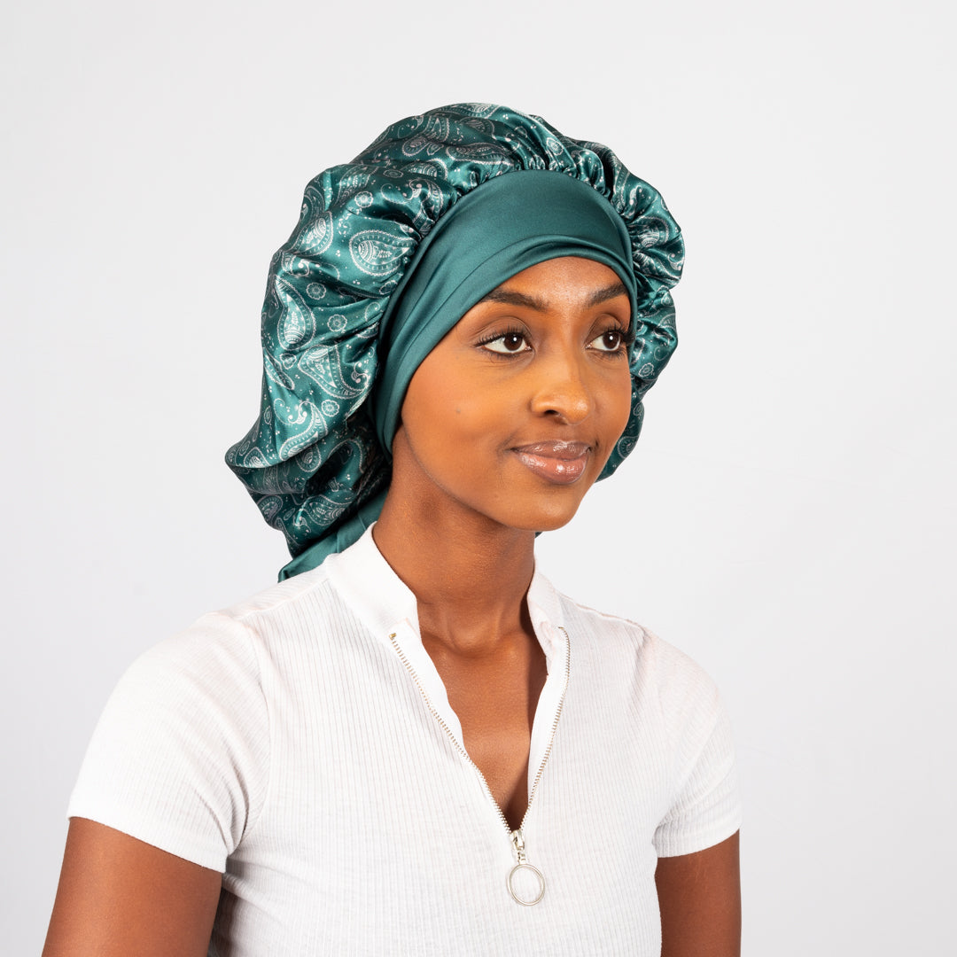 Tie Bonnet | Green Paisley